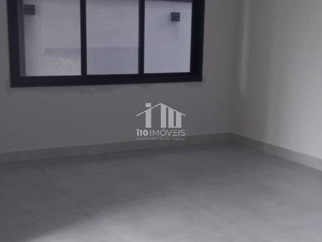 #560 - Casa para Venda em Jundiaí - SP - 2