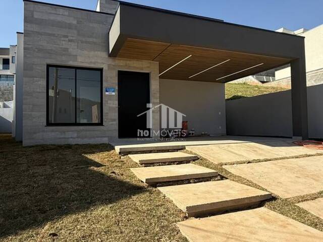 #645 - Casa para Venda em Itupeva - SP - 2