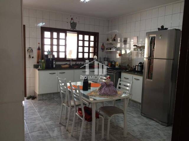 #730 - Casa para Venda em Jundiaí - SP - 3