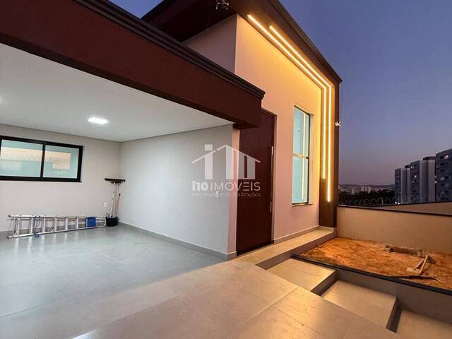 #779 - Casa para Venda em Jundiaí - SP - 2