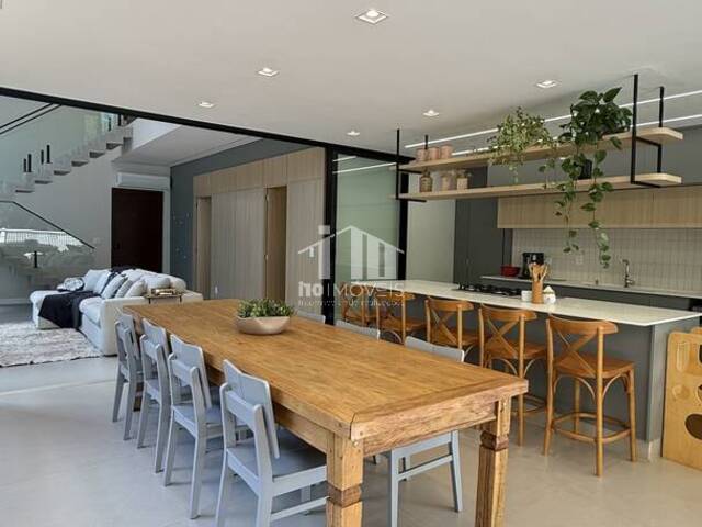 #787 - Casa para Venda em Itupeva - SP - 2