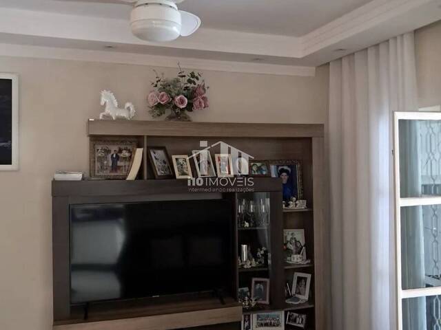 #913 - Casa para Venda em Jundiaí - SP - 2