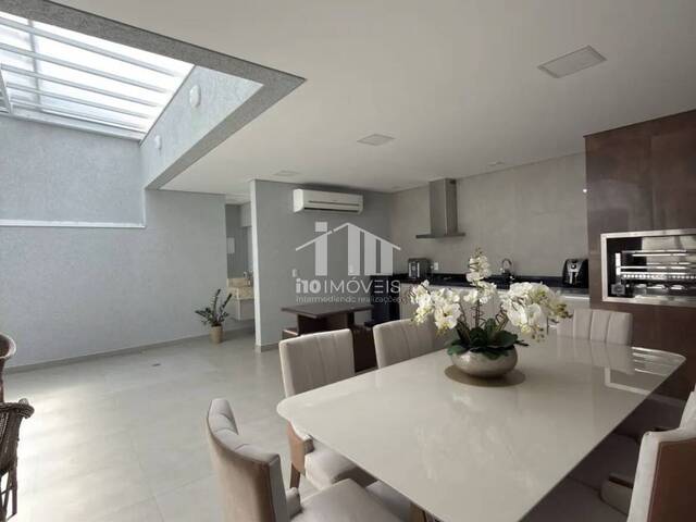 Venda em Jardim Marambaia - Jundiaí