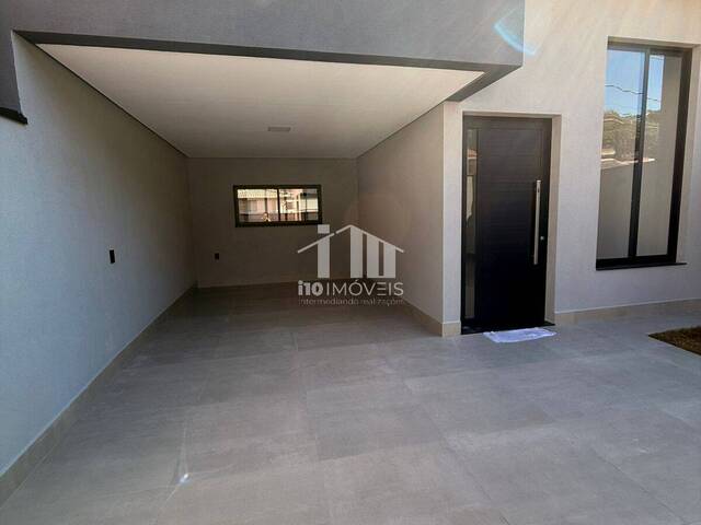 #945 - Casa para Venda em Jundiaí - SP - 2